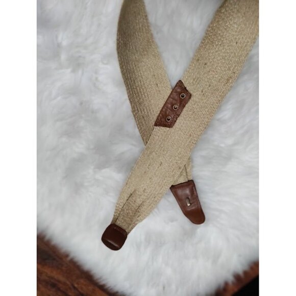 Woven Straw Elastic Belt With Brown Leather Accents - Picture 2 of 10